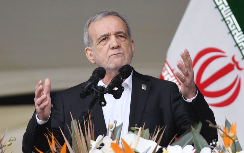 Mesajul președintelui iranian pentru Papa Leon, după „insulta” lui Donald Trump. „În numele marii națiuni a Iranului”