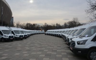 Afaceri cu microbuze: Bolojan a plătit 218.000 euro, PNL Argeș acuză