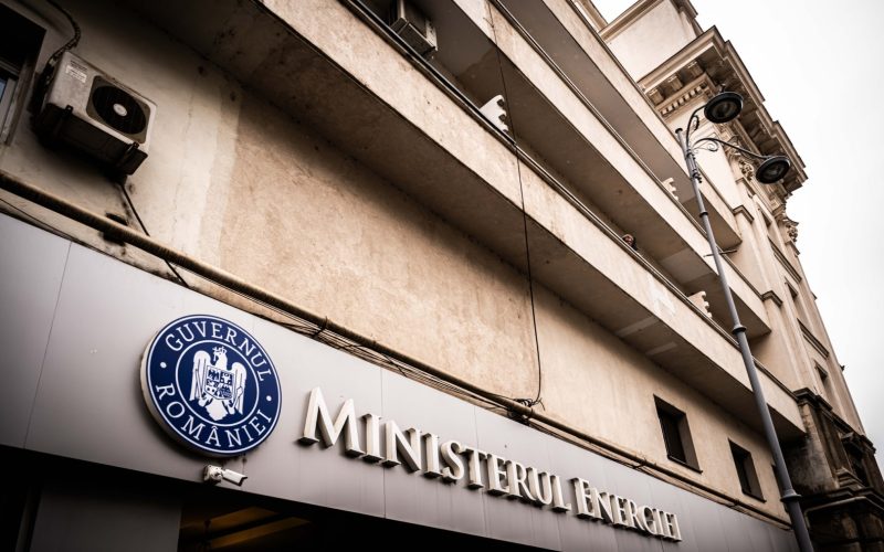 Ministerul Energiei, mutat la Poșta Română: Cât economisește statul la chirie?