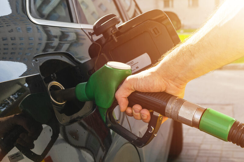 Motorina s-a ieftinit puternic în această după amiază la mai multe rețele de benzinării. Situația mai puțin obișnuită de la unele pompe continuă