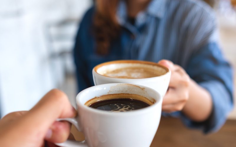 Câte căni de cafea poți bea zilnic pentru o minte sănătoasă? Atenție la exces