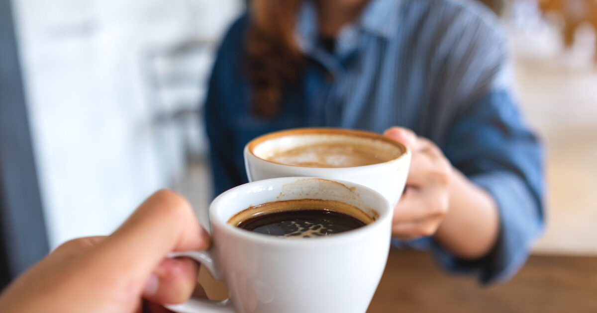 Câte căni de cafea poți bea zilnic pentru o minte sănătoasă? Atenție la exces