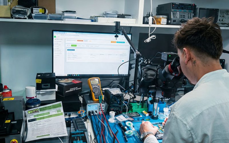 Problema telefoanelor: Unele reparații rezistă, altele cedează Rapid