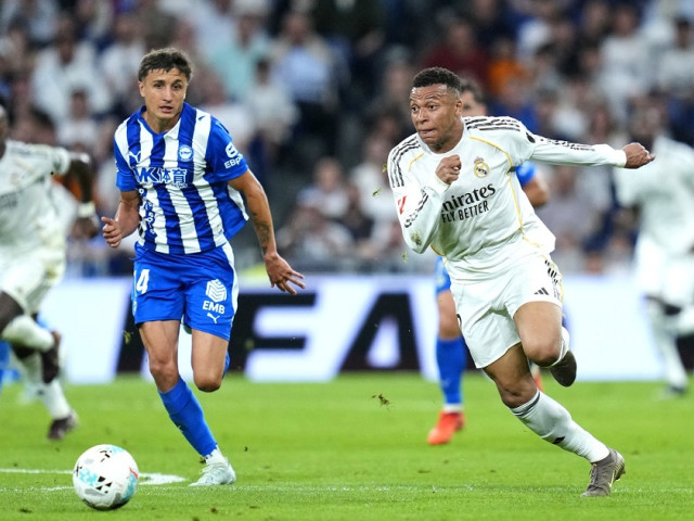 Real Madrid – Alaves 2-1: Goluri spectaculoase, „Galacticii” se apropie de Barcelona