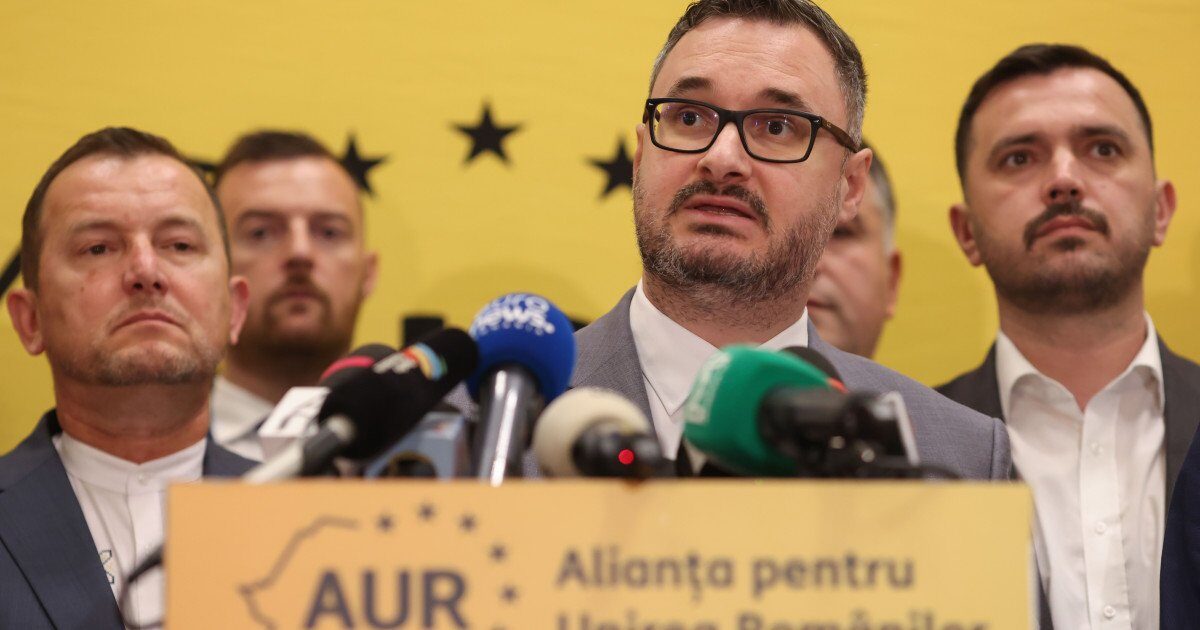 USR A Cerut Sancționarea Deputatului AUR Dan Tanasă Partidul Uniunea Salvați România (USR) a solicitat conducerii Camerei Deputaților sancționarea deputatului Alianței pentru Unirea Românilor (AUR) Dan Tanasă, după ce acesta a făcut afirmații controversate la tribuna Parlamentului