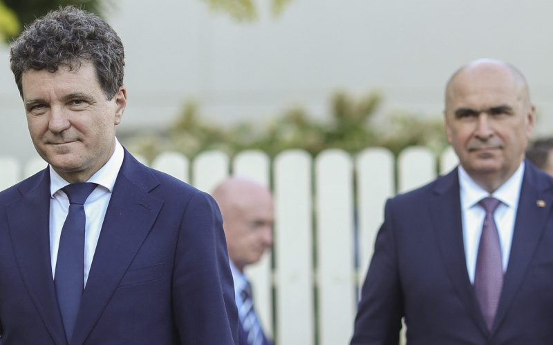 Nicușor Dan, la negocieri cu partidele: Bolojan, pe făraș?