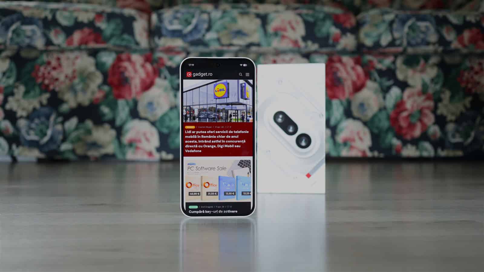 Nimic Phone 4a: Un review cinstit (și fără mari surprize!)