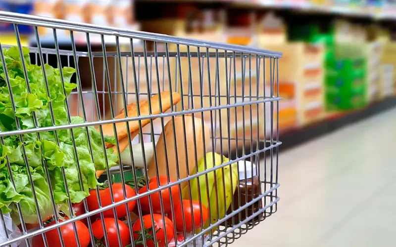 Metoda SECRETĂ a românilor: Reduceri la cumpărături chiar de pe telefon!