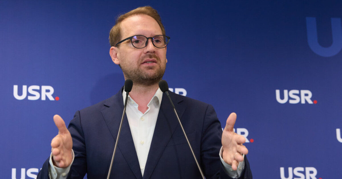 Fritz, atac frontal la PSD: „Vreți butoanele înapoi, ca pe vremea lui Ciucă și Ciolacu”