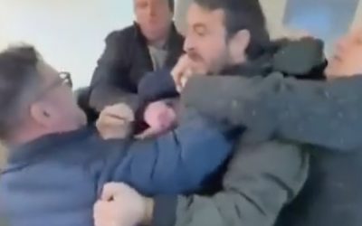 Bătaie la AUR: „Îmi dau viața pentru partid!” Scandal în sediu