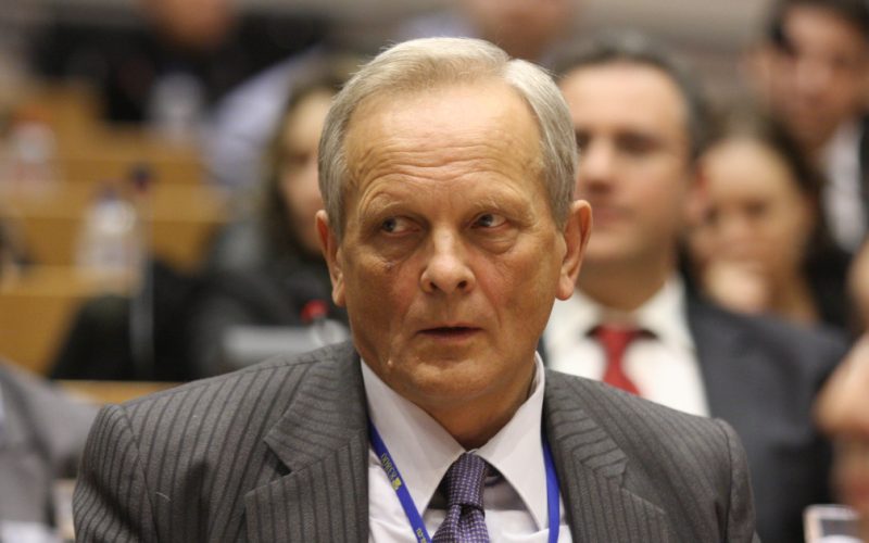 Stolojan, ATAC DUR: „România își dă cu stângul în dreptul!” Cine plătește?