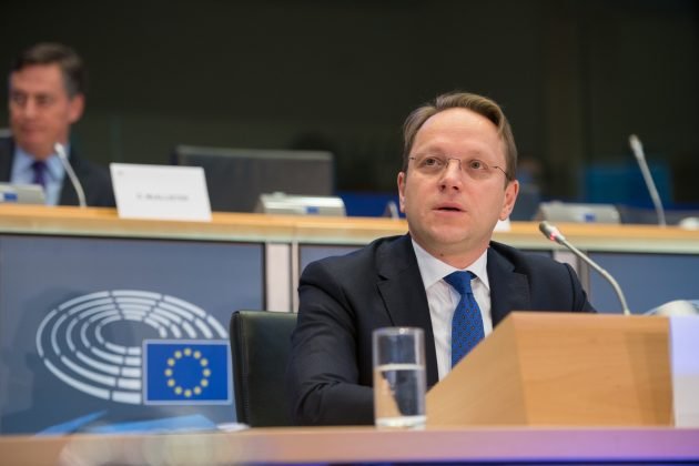 După Orban, Bruxelles anchetează spionajul comisarului Varhelyi