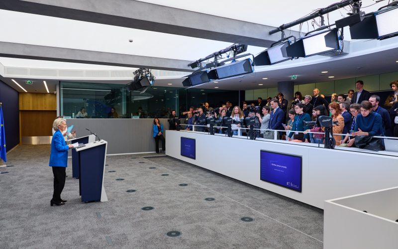 Comisia Europeană, îngrijorată: Factura la combustibili a urcat cu 22 mld €