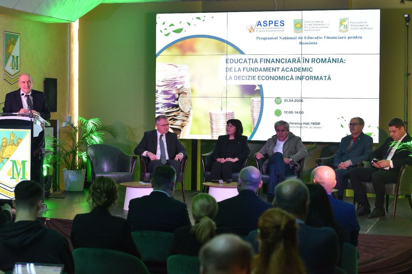 Conferința despre educația financiară deschide un nou capitol în România O conferință dedicată educației financiare, organizată recent de Asociația de Studii și Prognoze Economico-Sociale în parteneriat cu Universitatea de Științe Agronomice și Medicină Veterinară din București, a marcat un pas important în dezvoltarea Programului Național de Educație Financiară pentru România (PNEFR)