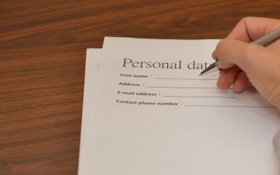 Greșeala românilor la formularele online: Ce-i cu „First Name” și „Last Name”?