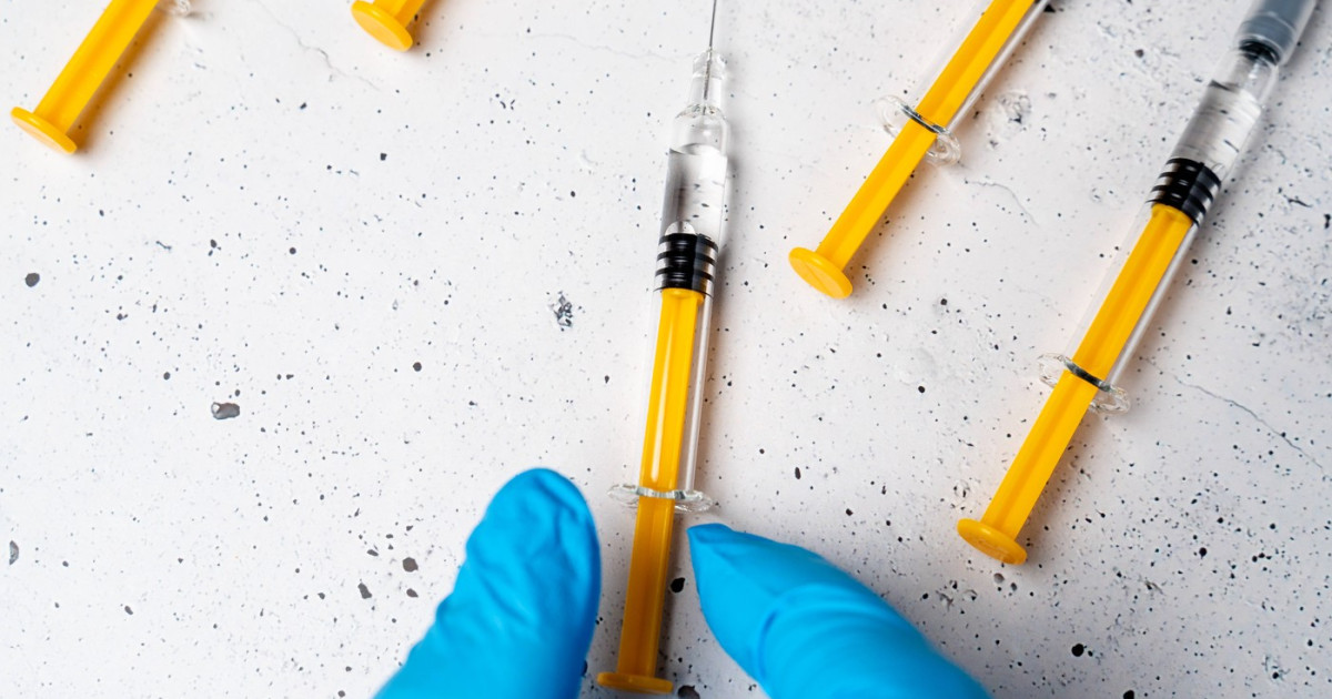 Polonia distruge 64 de milioane de doze de vaccin anti-COVID, după decizia de la bruxelles