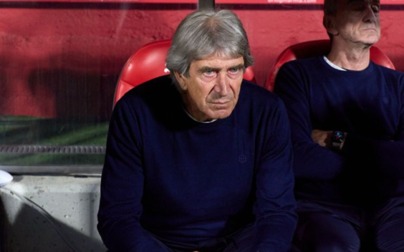 Pellegrini, durante el partido contra el Girona (LaLiga)