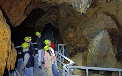 Grota Ursului, vedeta din Moneasa, redeschisă: Sistemul de iluminat, aproape gata