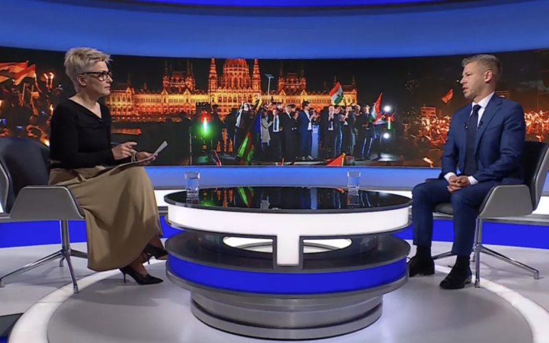 VIDEO. Intrat într-un interviu la televiziunea publică, Péter Magyar i-a spus moderatoarei că va suspenda serviciul de știri al postului: „Această fabrică de minciuni va înceta să existe”