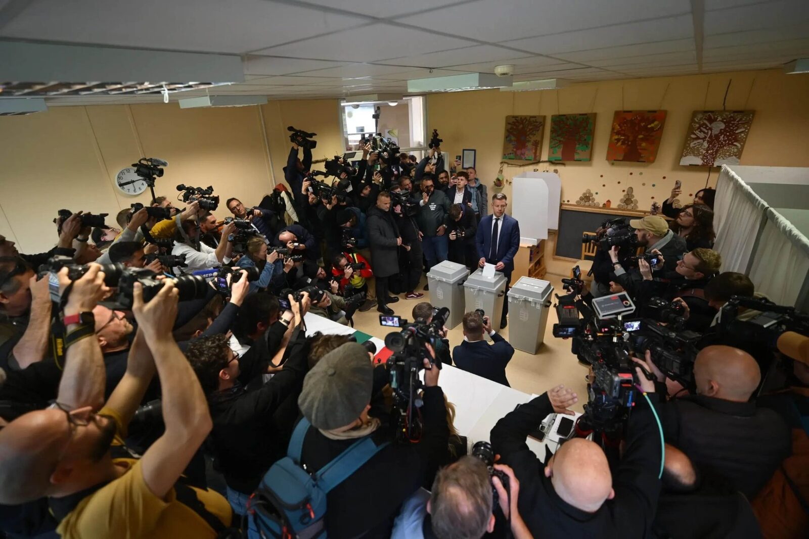 Magyar, după exit-polluri: TISZA jubilează, maghiarii fac istorie