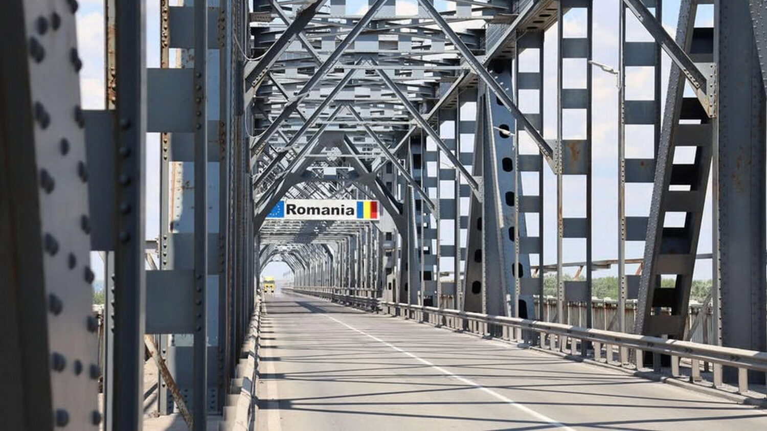 Podul Giurgiu-Ruse, liber pentru șoferi: Traficul pe ambele sensuri, redeschis din iulie