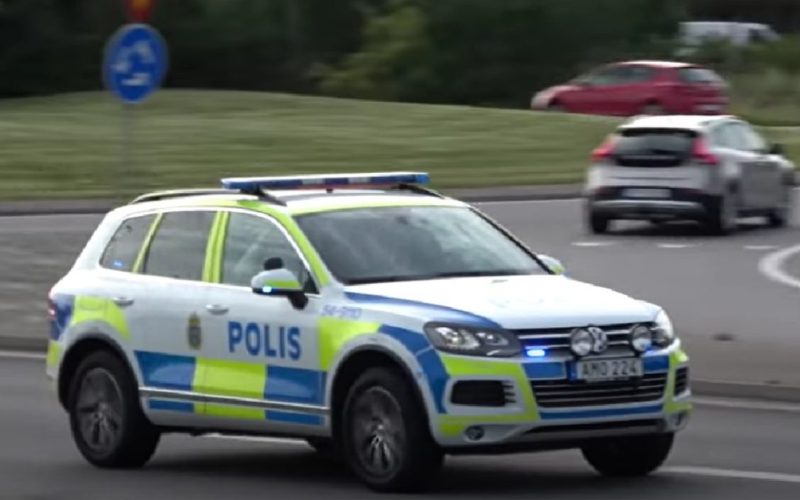 Adolescentul din Norvegia a furat un autobuz și a fugit în Suedia