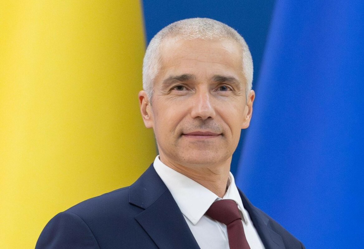 Ministrul Justiției, Radu Marinescu, a decis să forțeze numirea a doi procurori, ignorând avizul negativ al Consiliului Superior al Magistraturii (CSM), și a înaintat propunerile către președintele Nicușor Dan