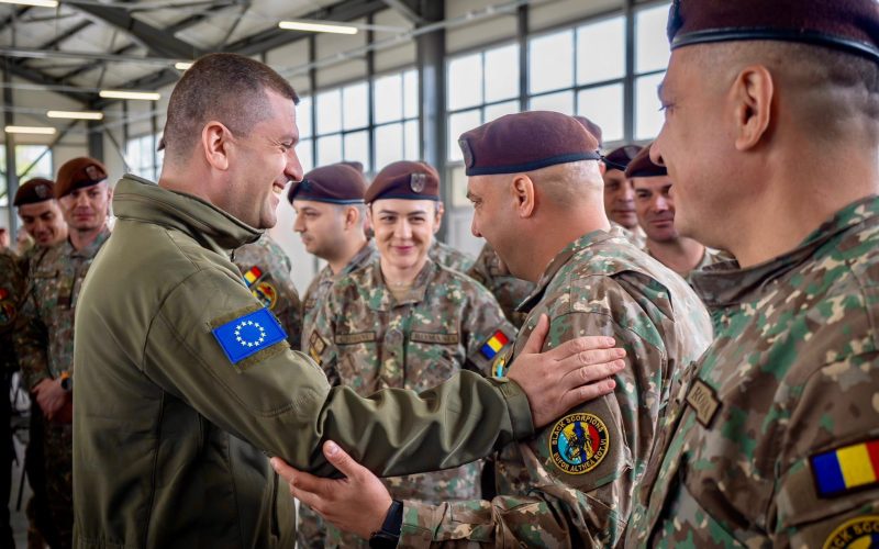 Ministrul Apărării și Șeful Statului Major, vizită în Bosnia, România conduce misiunea UE