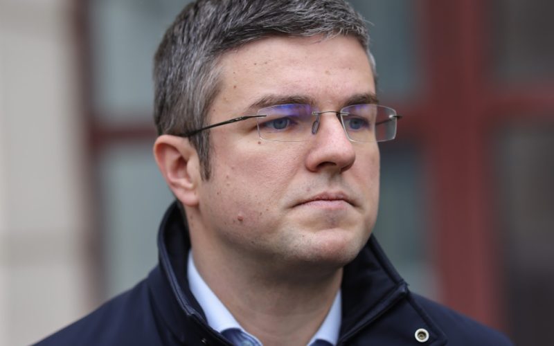 Statul recuperează un imobil ocupat fără chirie timp de 18 ani. Ministrul Economiei anunță finalizarea procedurilor legale