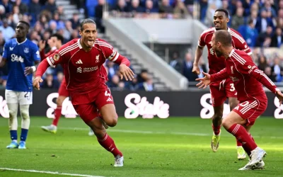 Szoboszlai a 100. PL-meccsén a 100. percben adott gólpasszt, a Liverpool megnyerte a városi derbit