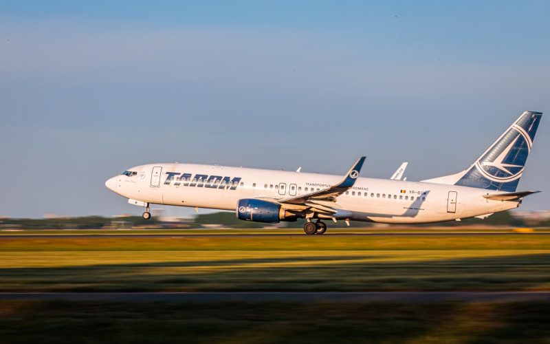 Atenție la vacanțe: Bilete TAROM mai scumpe cu 20%
