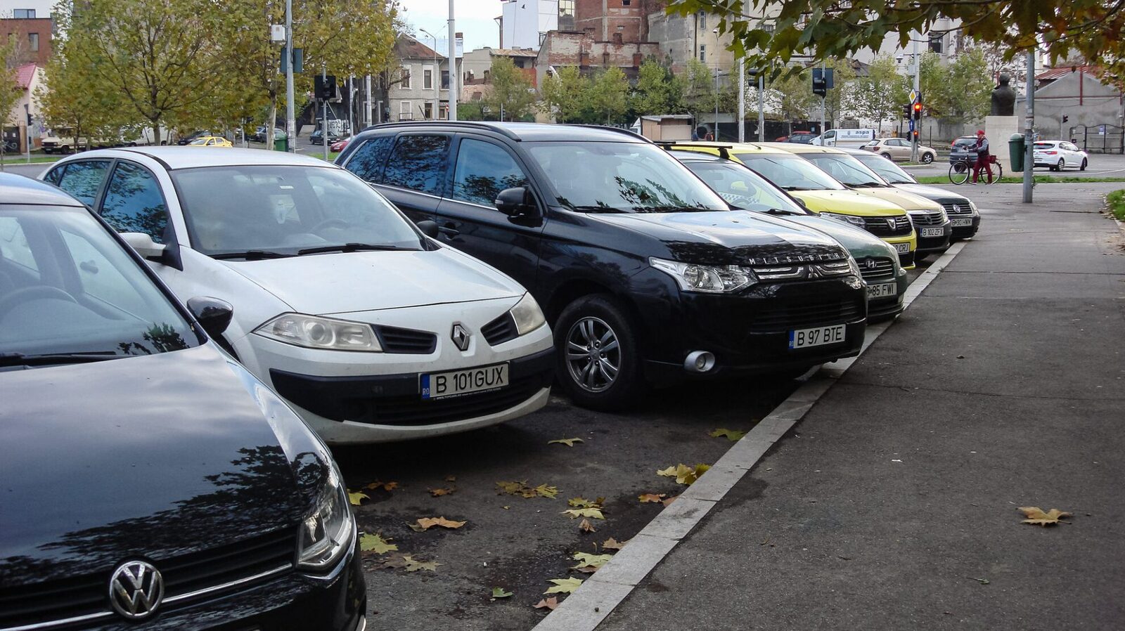 O nouă taxă anuală de 500 de lei pentru șoferii din Sectorul 4, care nu au loc de parcare de reședință, este în curs de implementare