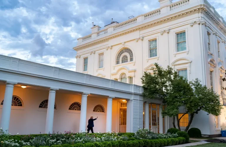 SUA: Instanța dă undă verde lui Donald Trump pentru sala de bal de la Casa Albă