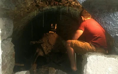 Bărbat din România, șocat: A găsit „poarta spre trecut” în timpul renovărilor