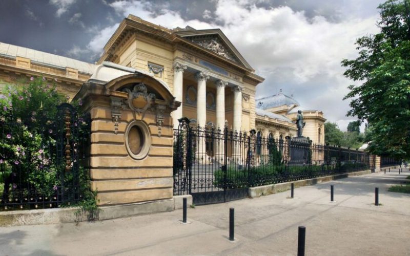 Umf Carol Davila, în top 50 universități din România