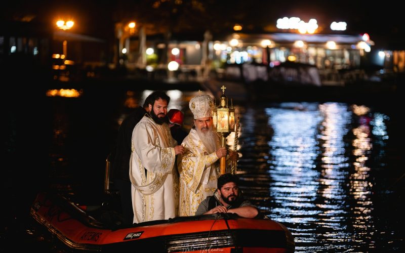 Constanța: Mii de credincioși, la slujba de Înviere lângă Faleza Cazinoului (AUDIO)