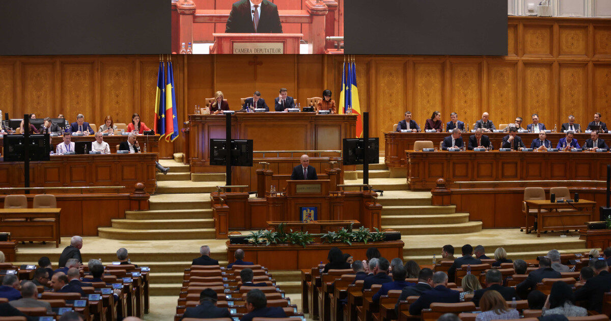 România, prinsă între stabilitate și criză: AUR, vectorul instabilității Coaliției