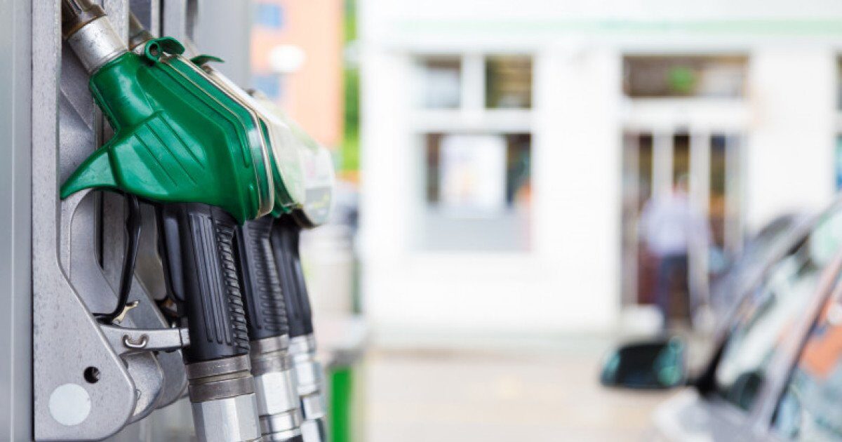 Motorina, din nou sub 9,5 lei/litru. Crește sau scade și prețul benzinei?
