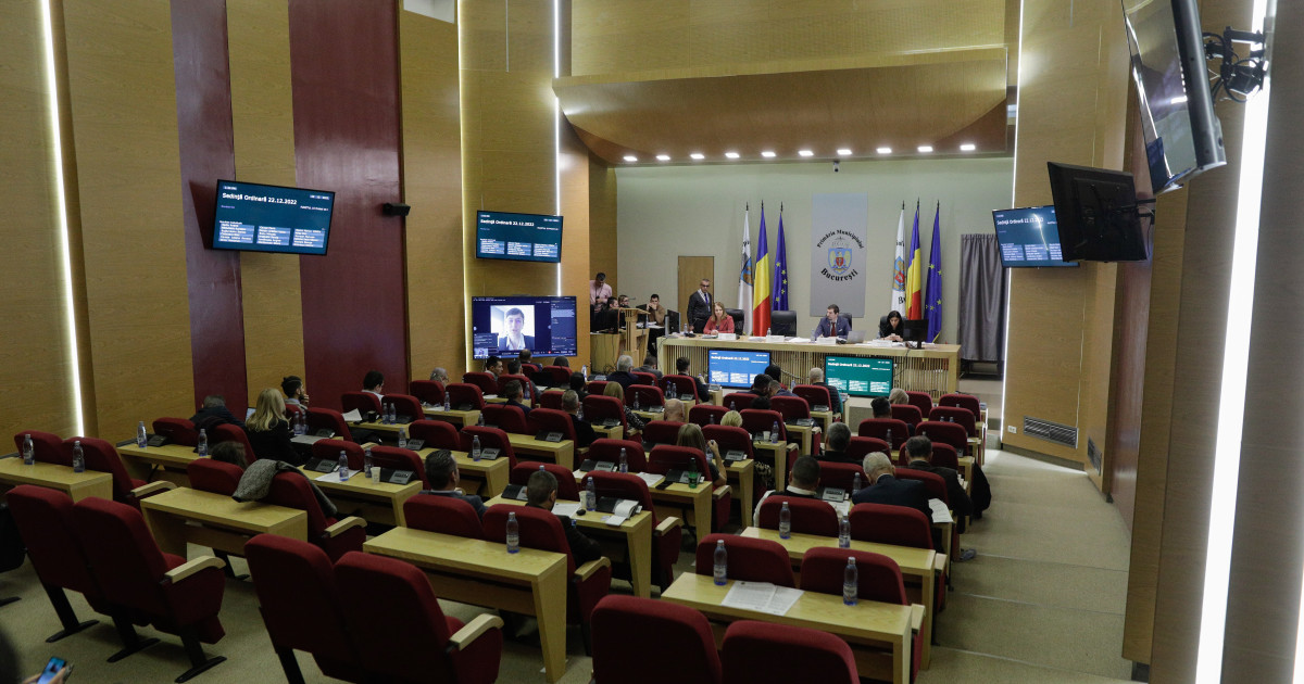 Primăria capitalei, reorganizare drastică: 122 de posturi, desființate de consiliul general