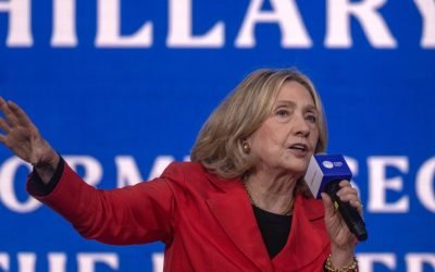 Înfrângere pentru Putin: Hillary Clinton, entuziasmată de Ungaria