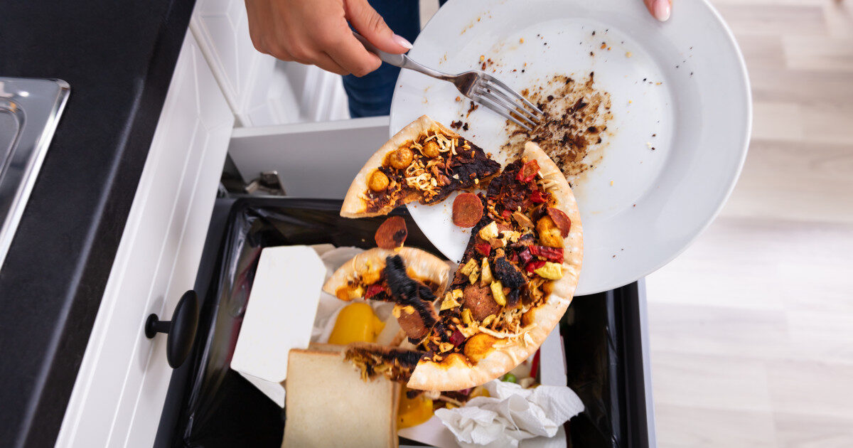 România, groapa de gunoi a alimentelor: 3,4 milioane de tone risipite anual