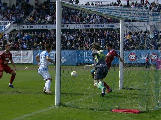 Corvinul și Sepsi remizează alb, cu ocazii ratate. DGS 1 a transmis duelul din liga 2