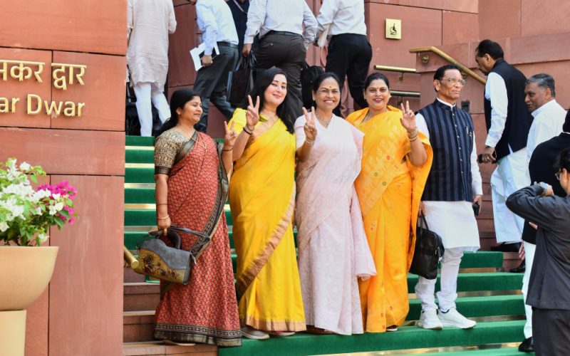 India: Parlamentul votează dublarea locurilor și cotă pentru femei