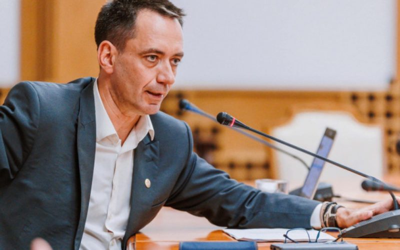 Udmer: Guvernul, „în aceeași formulă”, cu Bolojan premier. Csoma: Fără criză!