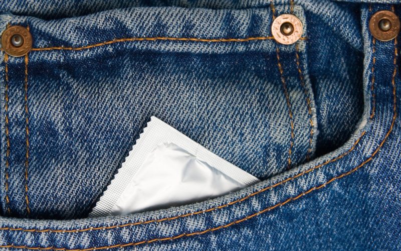 Producătorul mondial de prezervative, ALERTĂ despre scumpiri din cauza războiului din Iran