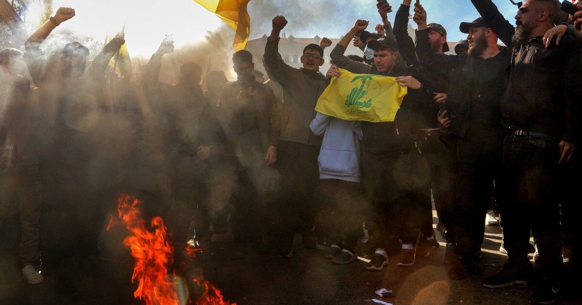 Premierul Libanului, vizită amânată la SUA. Hezbollah critică discuțiile cu Israelul