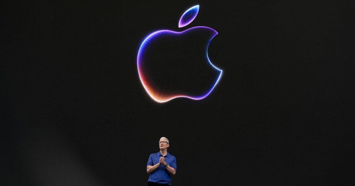 Cook, după 15 ani, pleacă de la Apple: Cine îi ia locul? Schimbare majoră la gigant