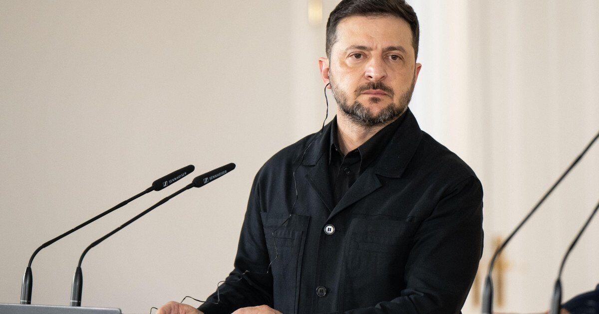Zelenski, după alegerile din Ungaria: E vitală o abordare constructivă