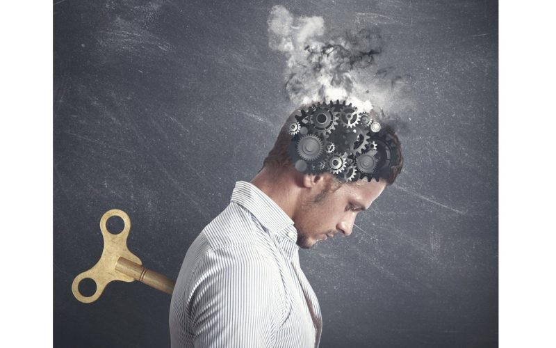 Change fatigue: Doi consultanți români trag semnalul de alarmă