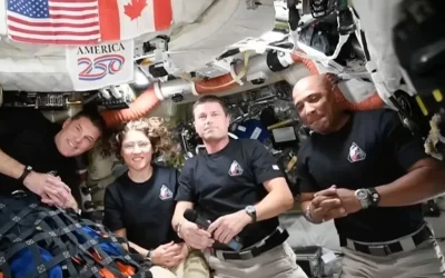 Astronauții Artemis II, pe cale să încheie misiunea cu o amerizare spectaculoasă Cei patru astronauți selectați pentru misiunea Artemis II se pregătesc pentru aterizare